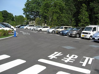 車いす対応駐車場