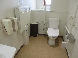 トイレ内部1