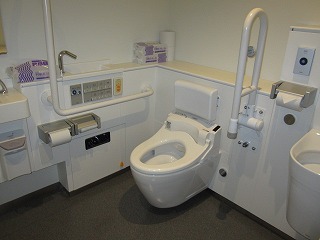 トイレ内部1
