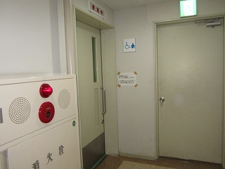 トイレ入口