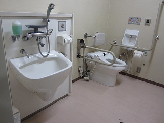トイレ内部1