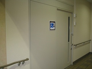 トイレ入口