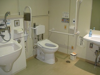 トイレ内部1
