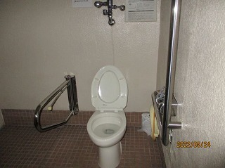 トイレ内部1