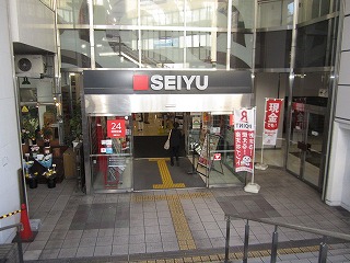 施設入口