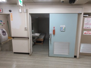 トイレ入口