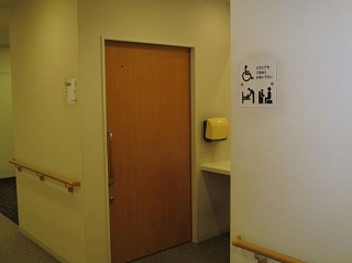 トイレ入口