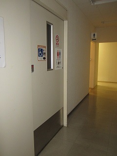 トイレ入口