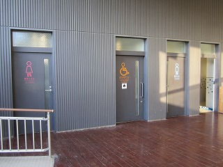 トイレ入口