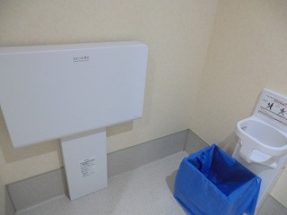トイレ内部2