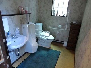 トイレ内部1