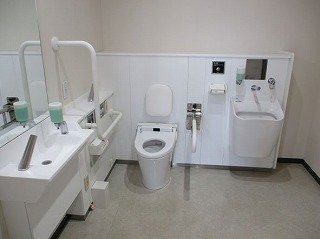 トイレ内部1