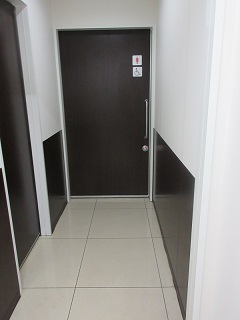 トイレ入口