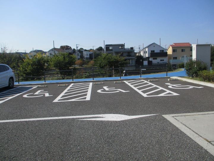 車いす対応駐車場