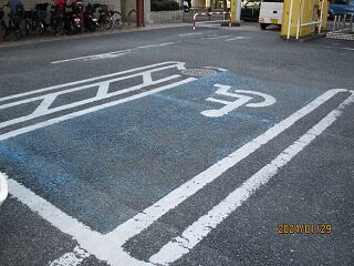 車いす対応駐車場