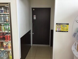 トイレ入口