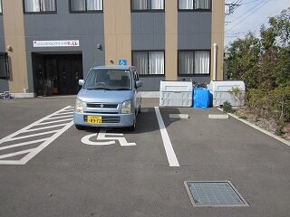車いす対応駐車場