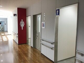 トイレ入口