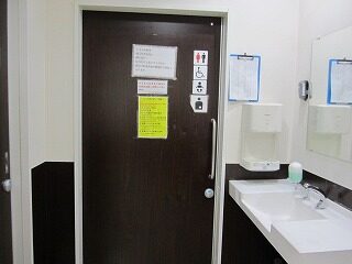 トイレ入口