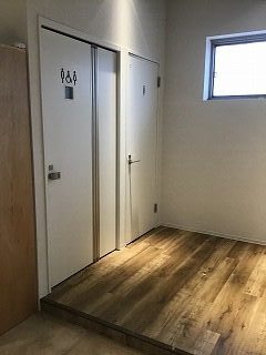 トイレ入口