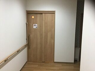 トイレ入口
