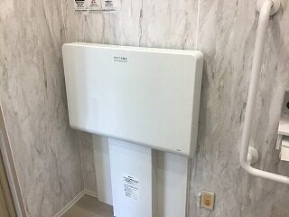 トイレ内部2